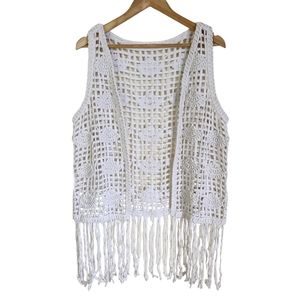 Ivy and Lace Women's White Fringe Vest Size O/S